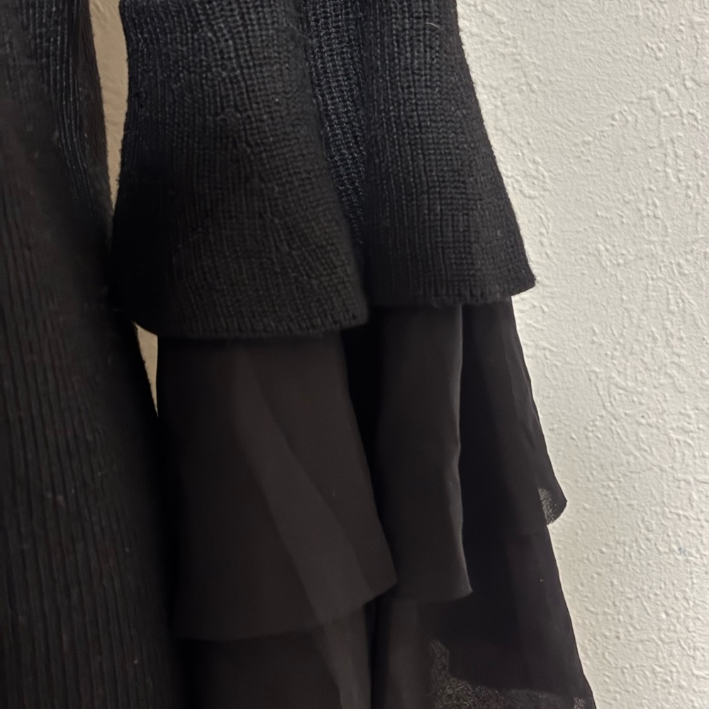 Design History Sweater Ethelda Ruffle Bell Sleeve Sweater XL EXC - Picture 4 of 9
